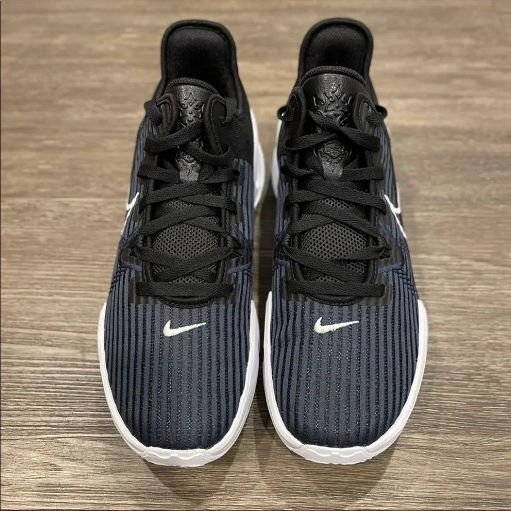 Nike Lebron Witness 6 sz 10.5